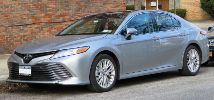 2022 Toyota Camry SE FWD